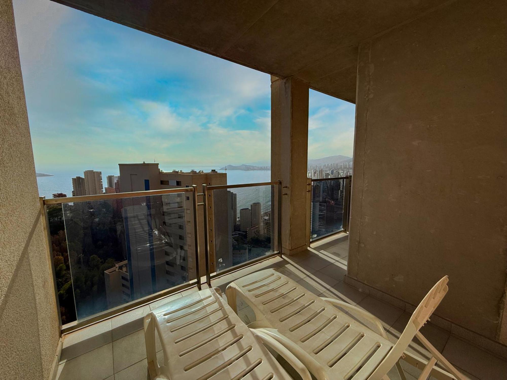 Beautiful Apartment Near Beach With Panoramic Sea-View Бенидорм Экстерьер фото